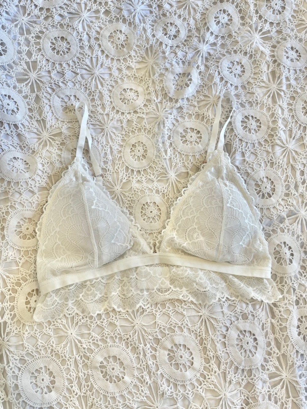 White lace push up bralette bra
